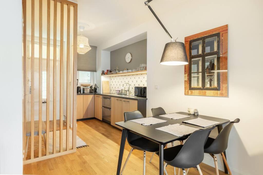 Apartment Cozy&stylish At The Eastern Railway St. W Balcony