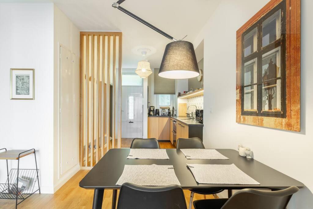 Apartment Cozy&stylish At The Eastern Railway St. W Balcony